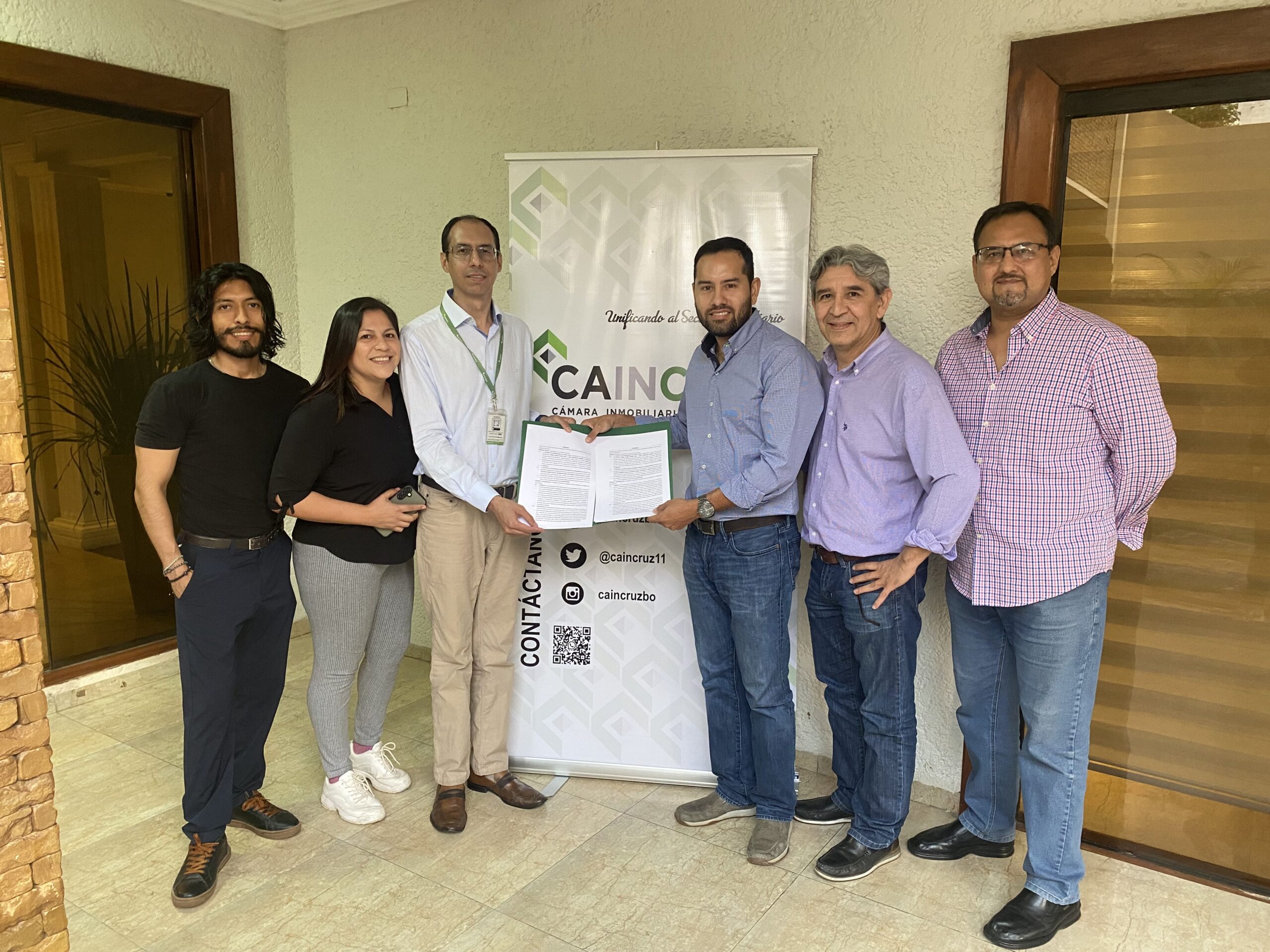 Firma de Importante Convenio Interinstitucional entre SOPRADCON y CAINCRUZ